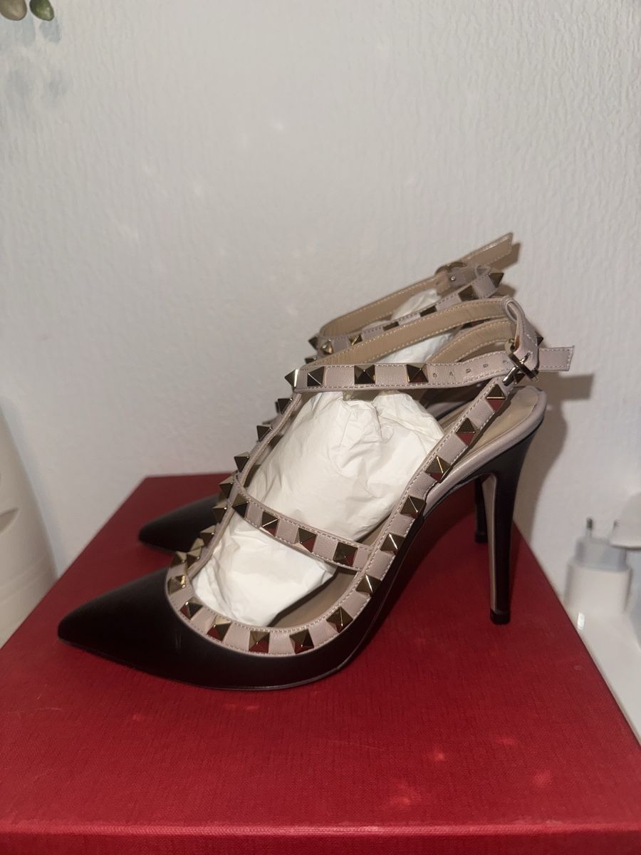Valentino Scarpe da donna: Valentino Rockstud escarpins noir cuir taille 36it – Nuovo (secondo la descrizione) da Ecublens VD venduto da ago_557y 1
