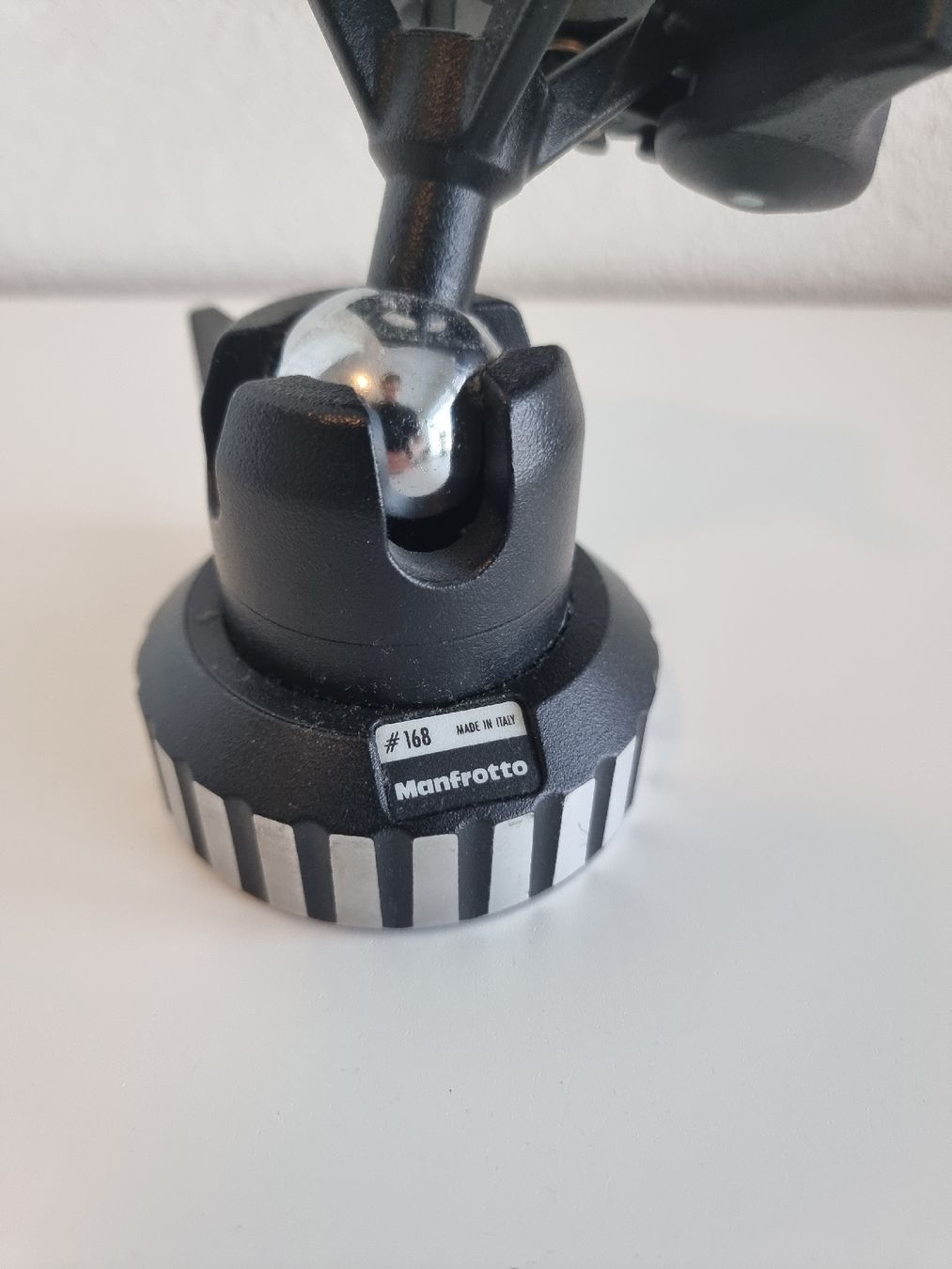 Fotocamera: Ensemble monture Manfrotto – Usato da Chêne-Bougeries venduto da SKPP 8