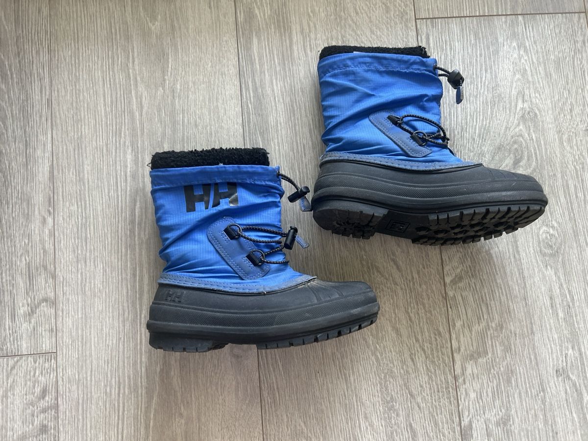 Scarpe per ragazzi: Winter boots Helly Hansen blue size 30 used – Usato da Zürich venduto da ThePicker 1