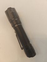 Fenix Taktische ( Militär / Polizei )Taschenlampe TK20R V2.0