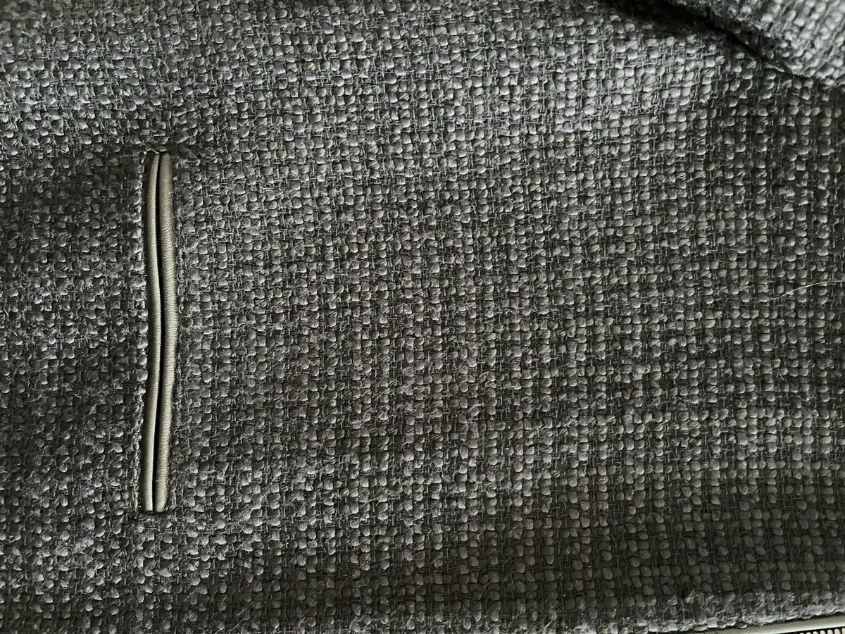 Giacche: Uterqüe Bouclé Jacke in schwarz – Usato da Pfäffikon SZ venduto da humming-bird 5
