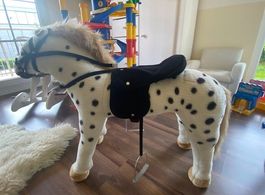 Stehpferd mit Zaunzeug und Sattel - zum Verlieben wie NEU