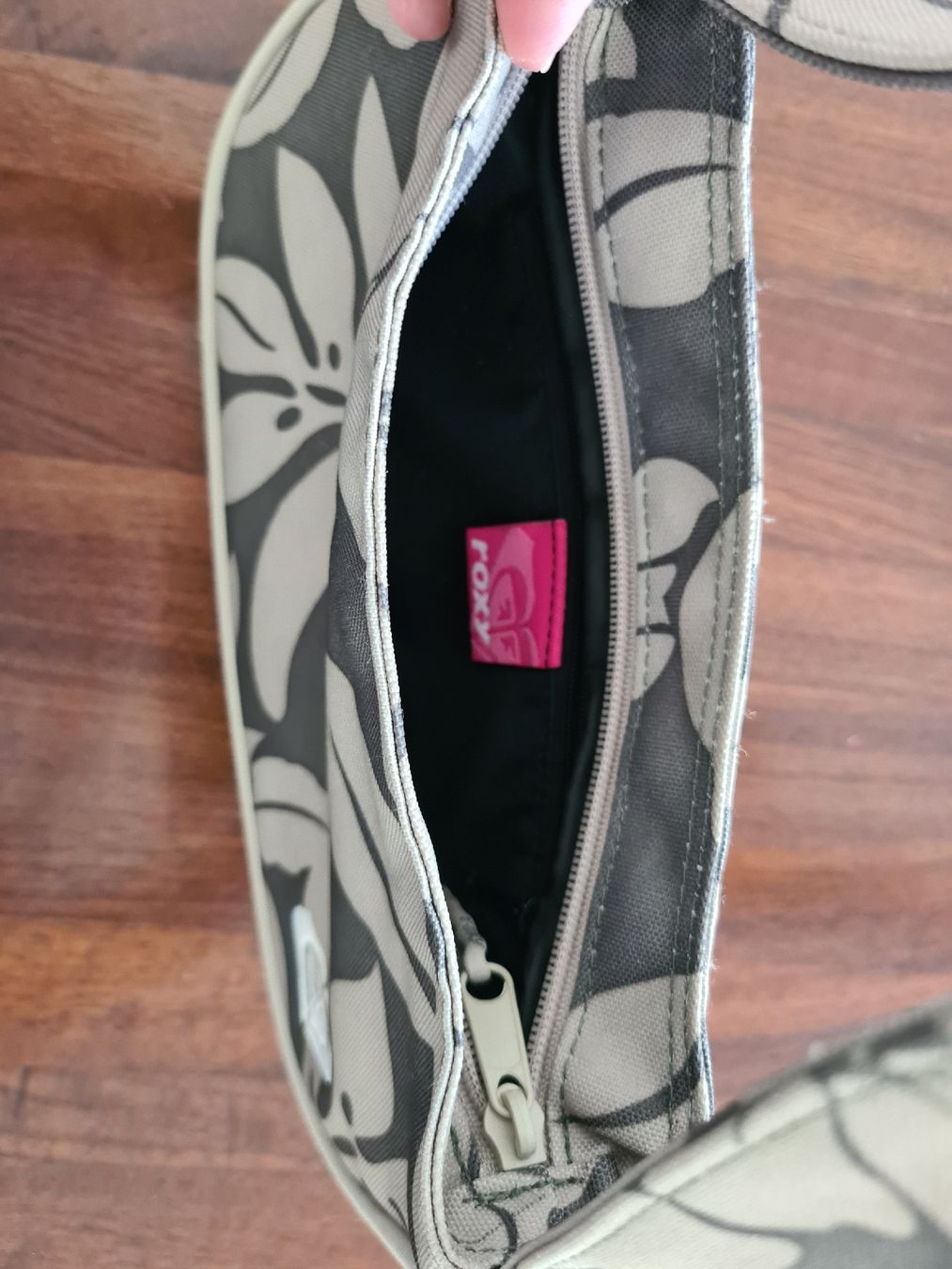 Roxy Sacs femmes: Roxy Täschchen – D'occasion à Thun par PiC 3