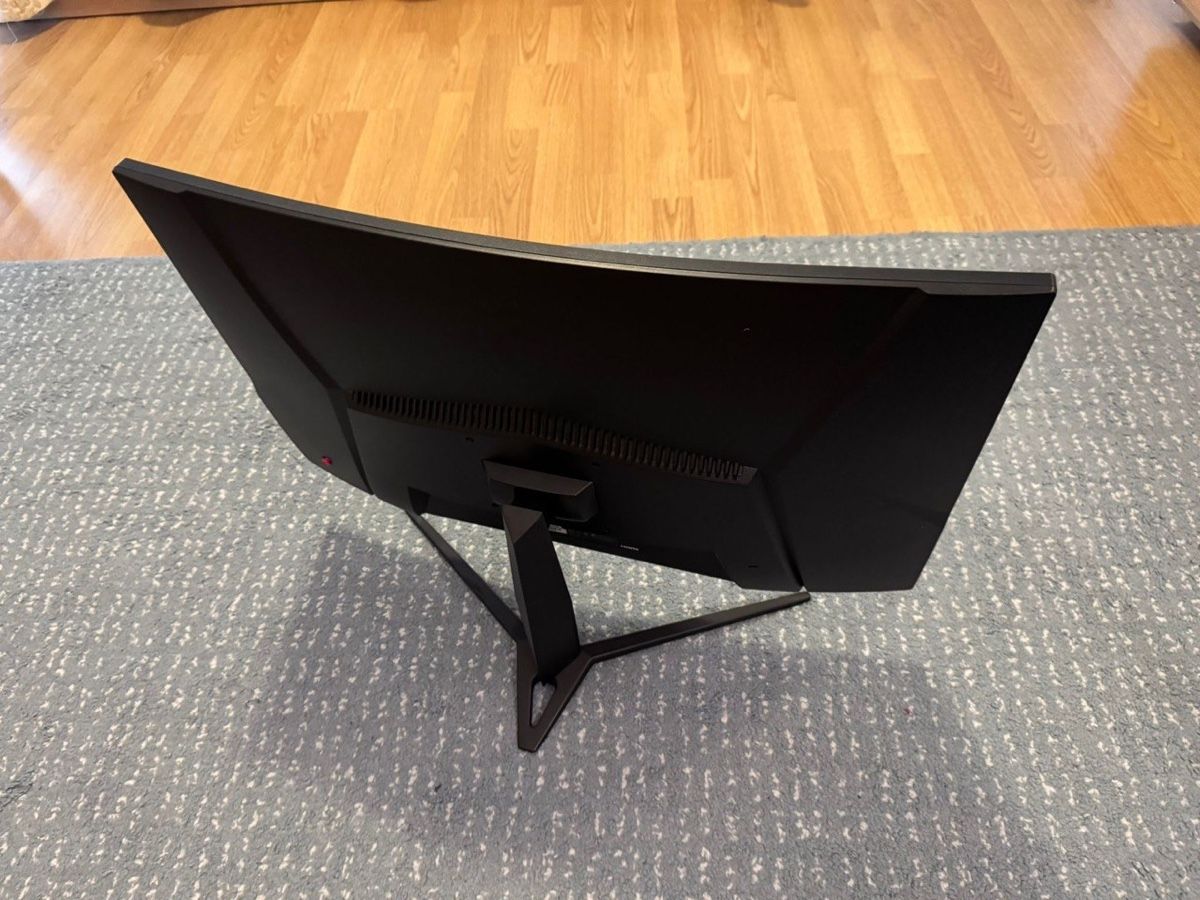 Monitor: Monitor MSI Optix G27C4 – Usato da Zürich venduto da pie_6ccs 1