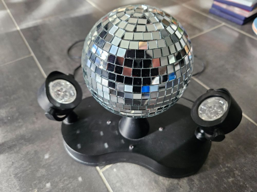 Discokugel beleuchtet (Gebraucht) in Koppigen für CHF 61 – mit ...
