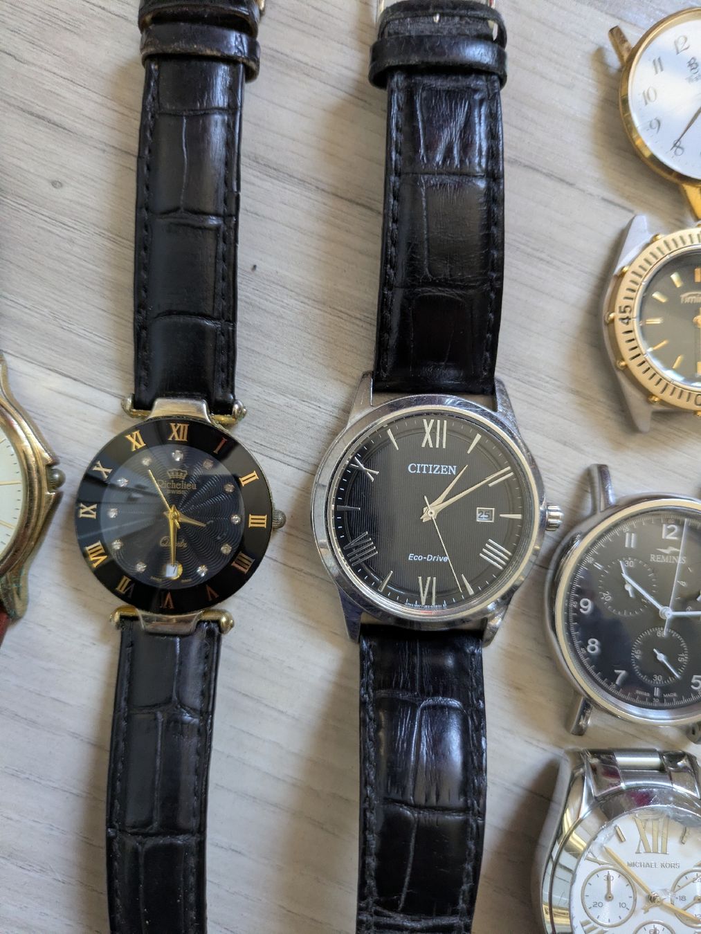 Swiss Montres: Lot de montres  – Défectueux à Châtonnaye par Enjie 7