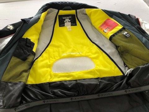 Completi: Herren-Skianzug Descente – Usato da Rudolfstetten venduto da spkoller 3