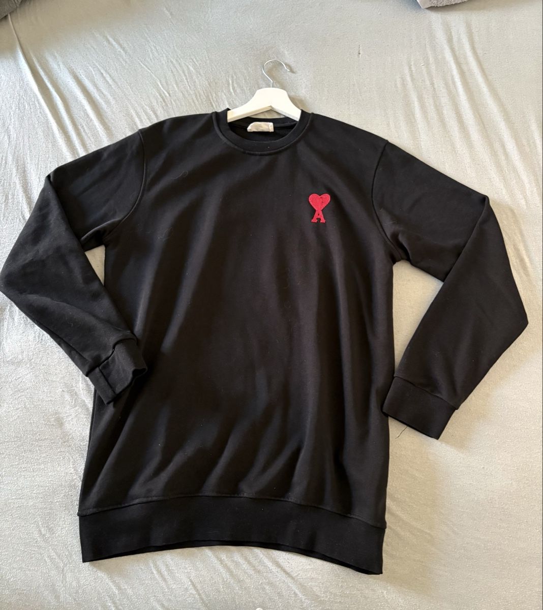 Top: Haut AMI Paris noir – Usato da Tavannes venduto da sar_jkv6