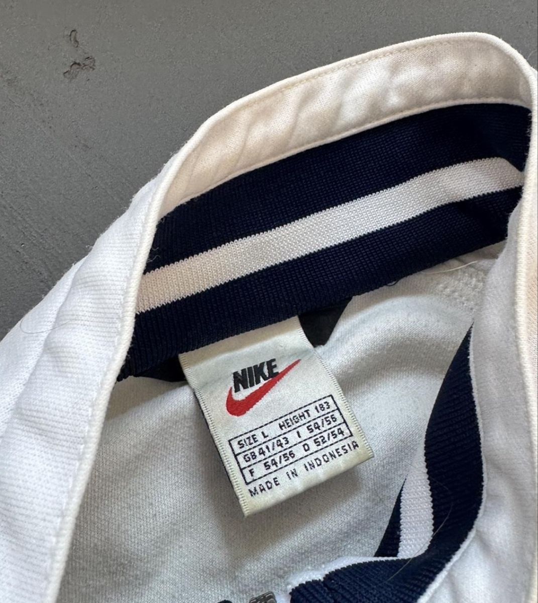 Nike Giacche: Nike vintage zipper – Usato da Sachseln venduto da suruam01 4