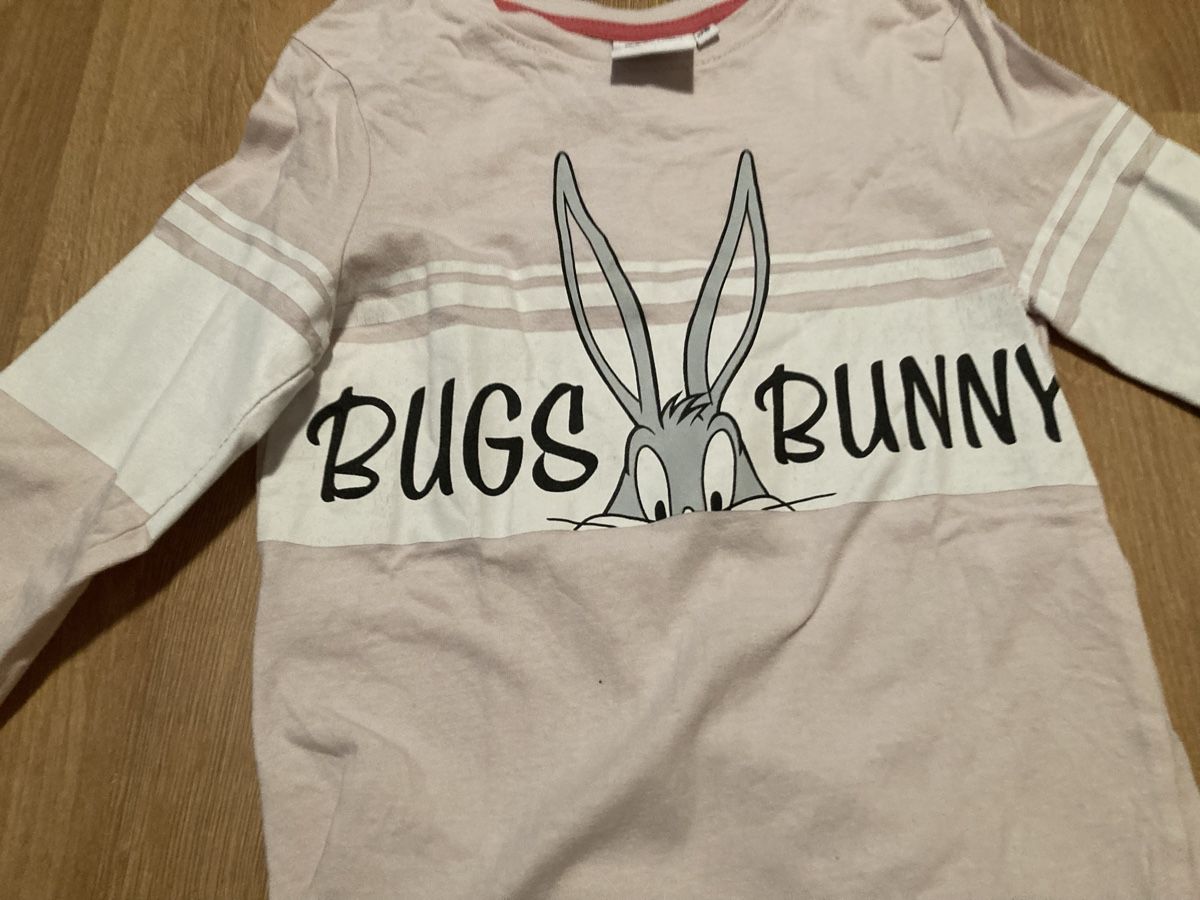 Maglioni & Felpe: Bugs Bunny Langarmshirt Gr. 128 – Usato da Emmenbrücke venduto da JJ_89 1