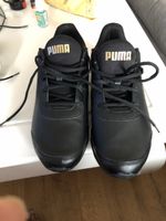 Puma Herrenschuhe, Gr eine 43,eine 44 Schwarz/Gold Nagel Neu