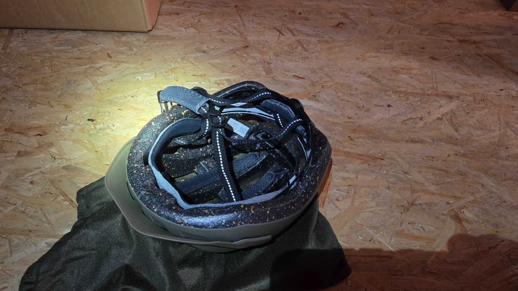 Caschi: Velohelm RD18 CORK LED – Nuovo e nell'imballaggio originale da Glis venduto da jambie01 3
