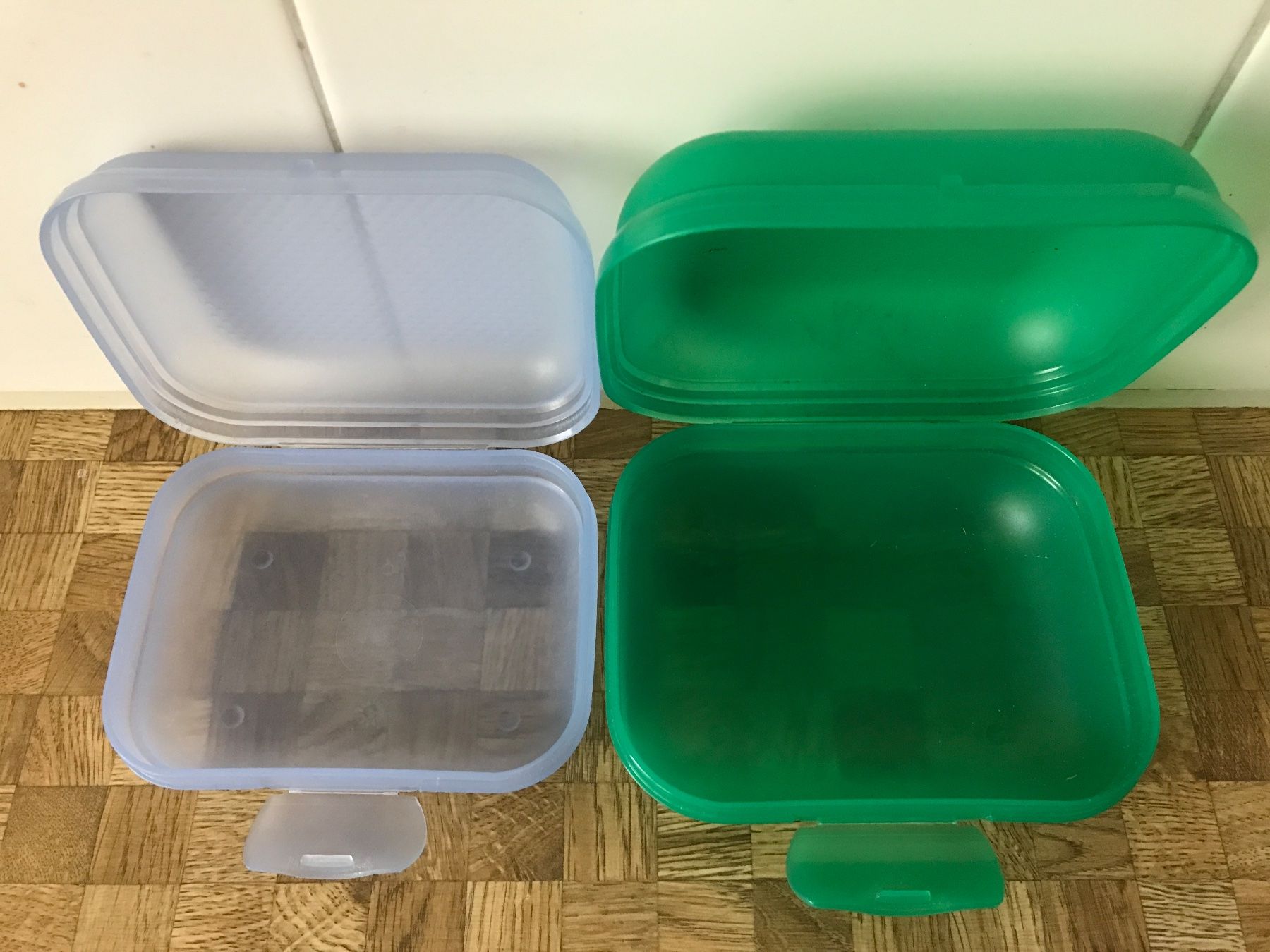 Tupperware Behälter & Ähnliches: Tupperware 2 Znüniböxli – Gebraucht aus Birmensdorf ZH von Hilhan 1