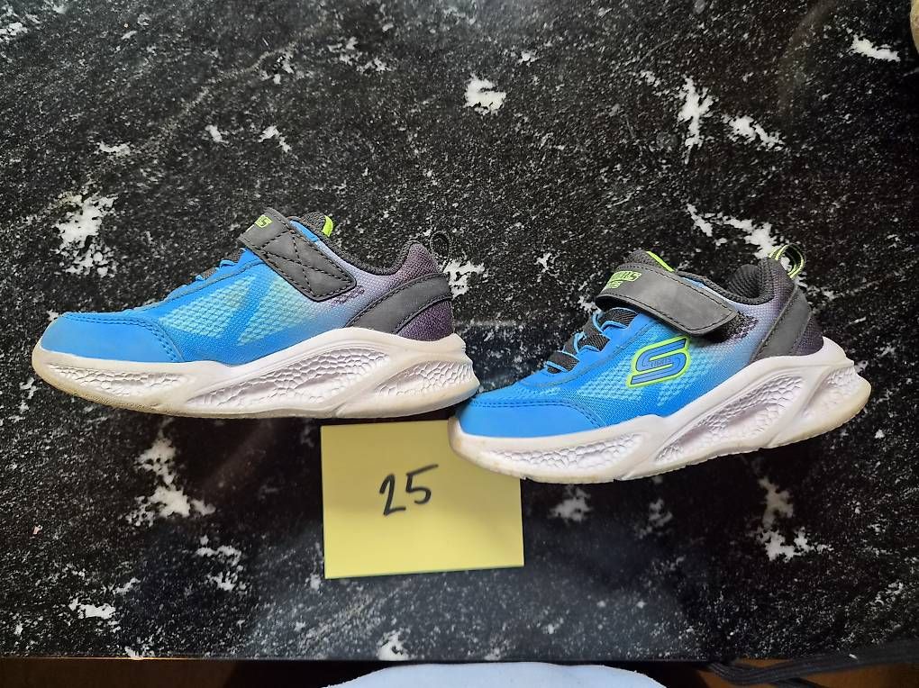 Skechers Scarpe per ragazzi: Skechers Sneaker 25 – Usato da Seeberg venduto da Zauberfee95 1