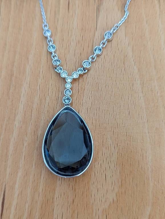 Ketten: Bijou Collier Swaravski – Gebraucht aus Lausanne von dcy_8mqx 1