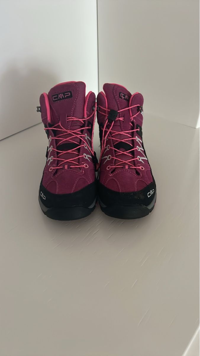 CMP Scarpe per ragazze: CMP Wanderschuhe Kinder Grösse 34  Pink – Usato da Siebnen venduto da schnell05