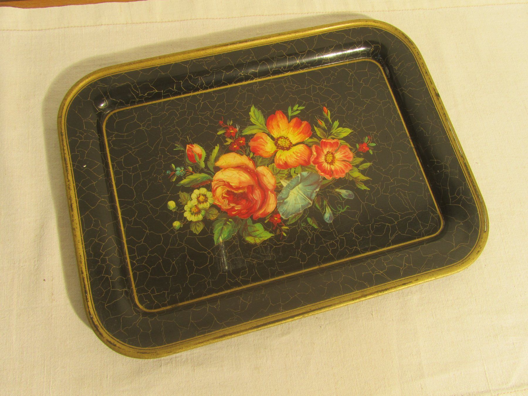 Piatti di portata: Vintage Serviertablett mit Blumenmuster, Deko Tablett Retro – Usato da Seengen venduto da mikelele 2