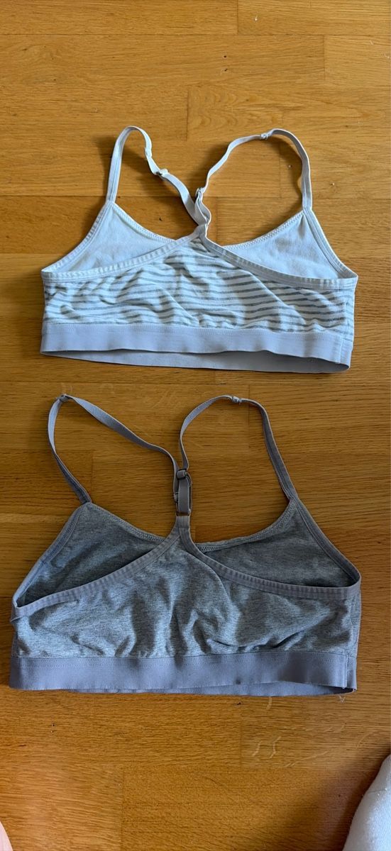 Altra biancheria intima: 2 Bras Grey & Striped Size S Used – Usato da Zürich venduto da zucchetti13 1