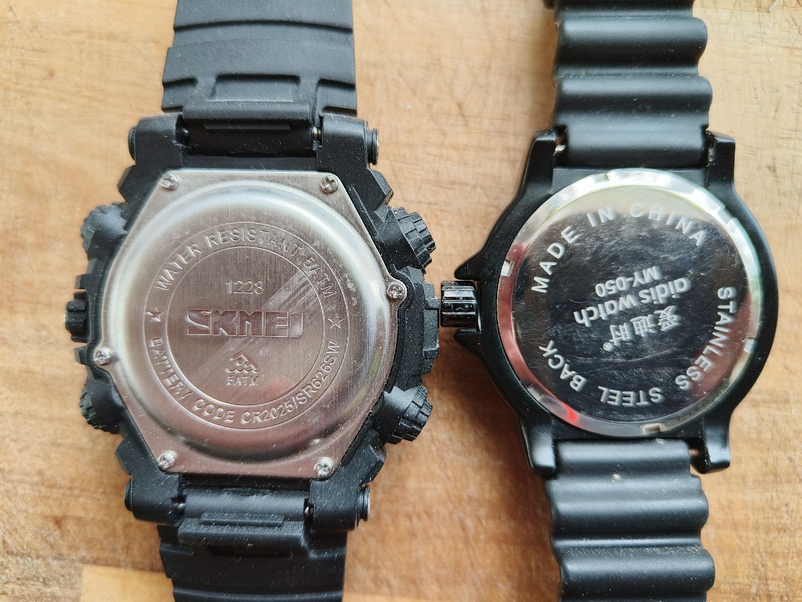 Orologi: 2 Uhren  – Difettoso da Göschenen venduto da goeschner 2