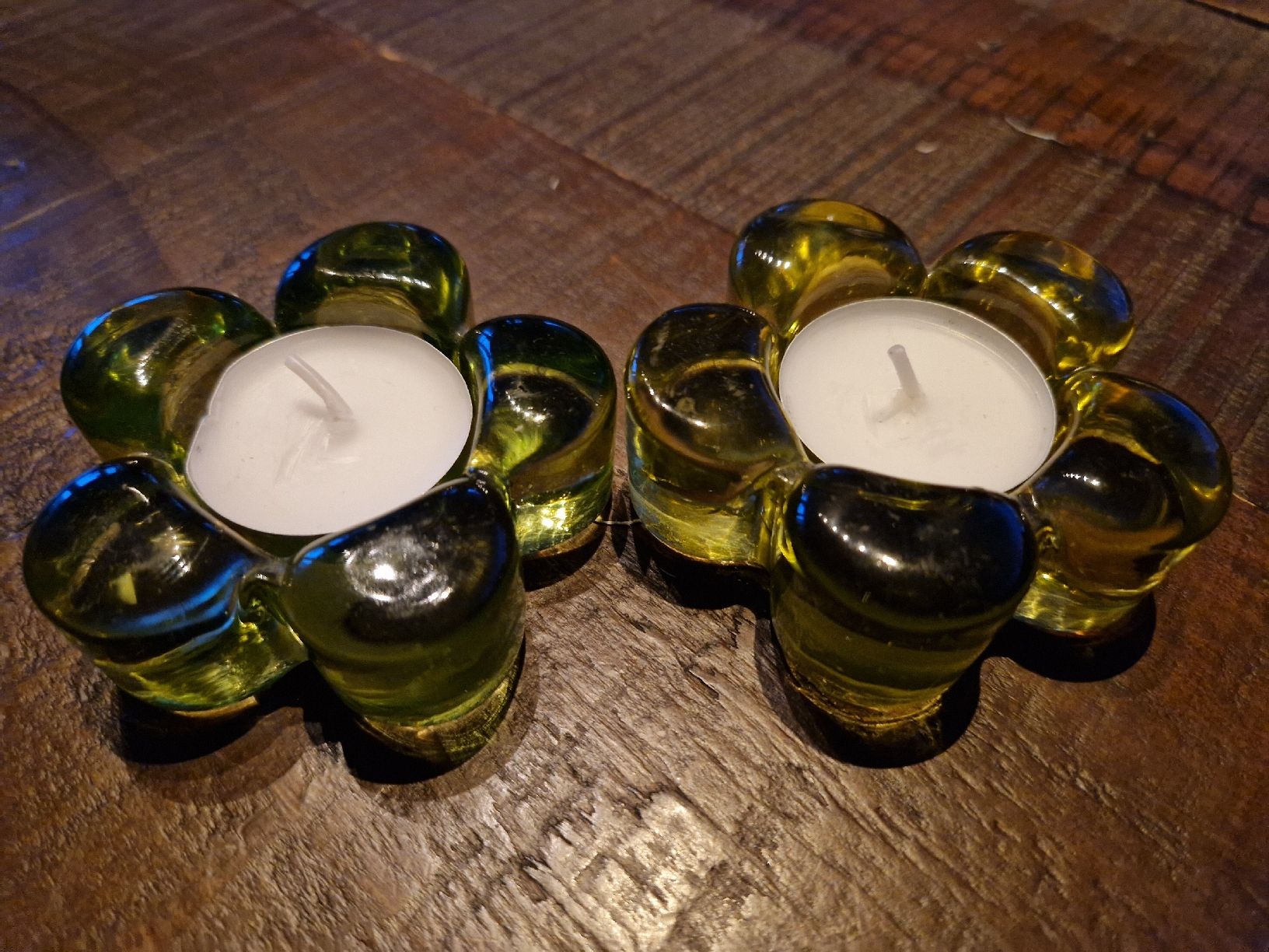 Portacandele: 2er Set Teelichthalter, Glas, Blume – Usato da Rain venduto da -LUMA-