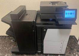 HP Color LaserJet Enterprise Flow M880z MFP inkl. Finisher