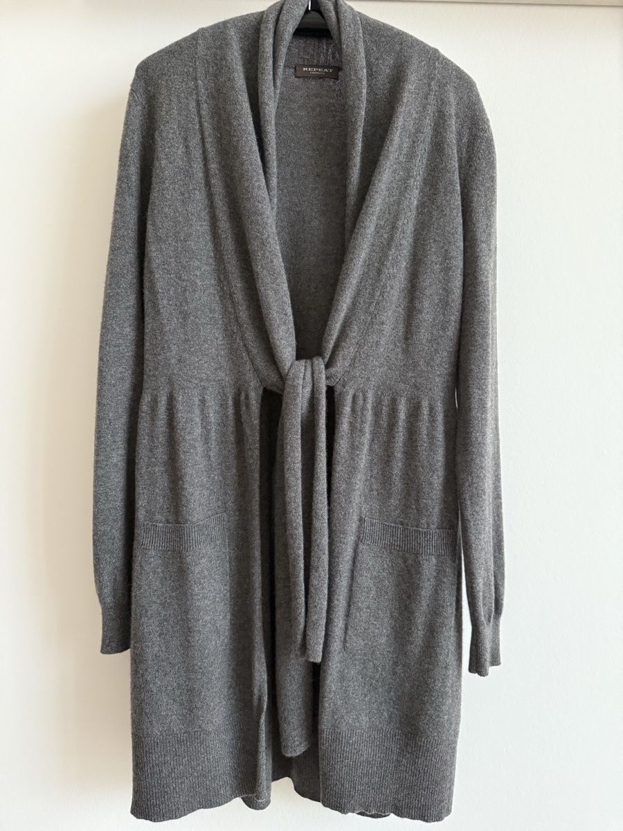 Repeat Jacken: REPEAT Kaschmir Strickmantel Gr. 40, Top Zustand! – Neu (gemäss Beschreibung) aus Gossau SG von breja