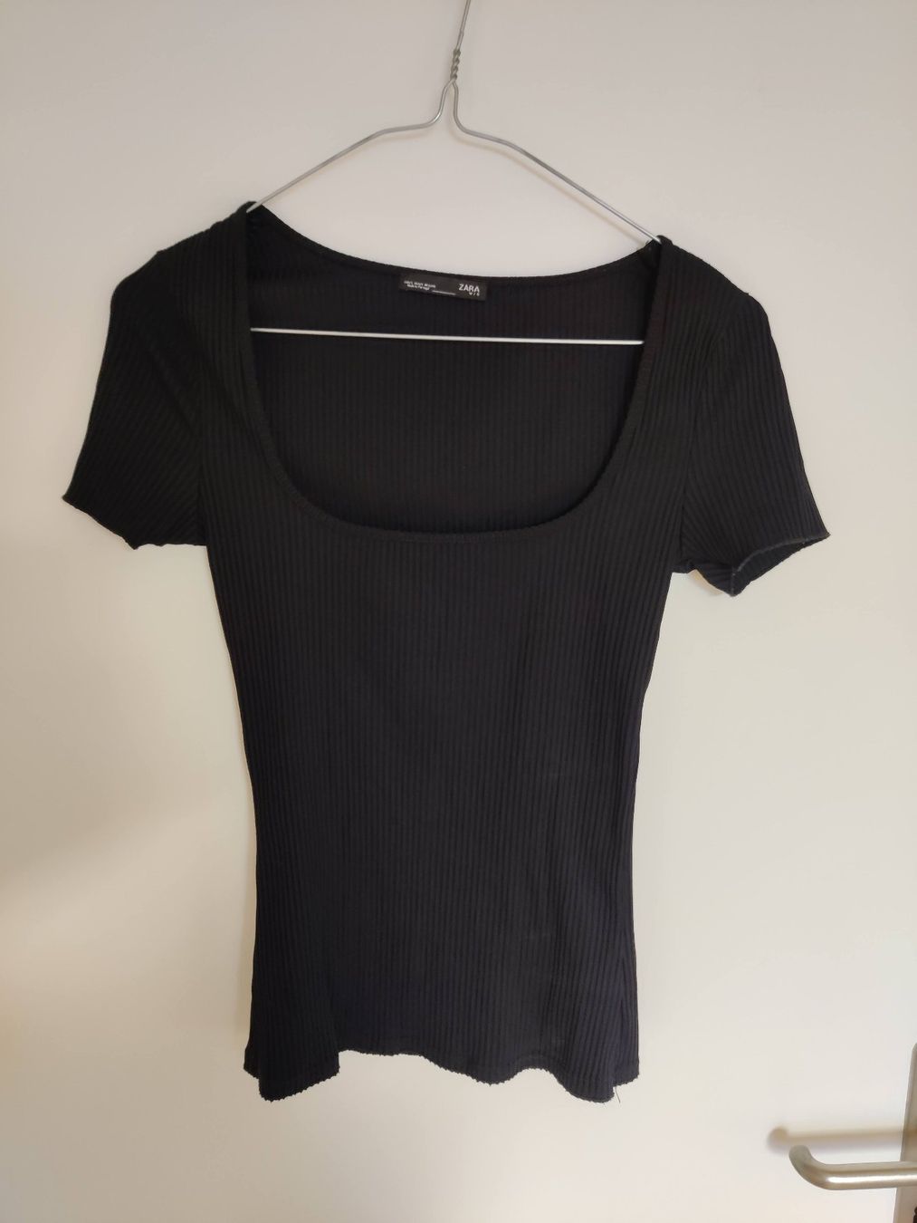 Zara T-shirt: Bequemes Shirt von Zara, S – Usato da Birmensdorf ZH venduto da Nebuliane