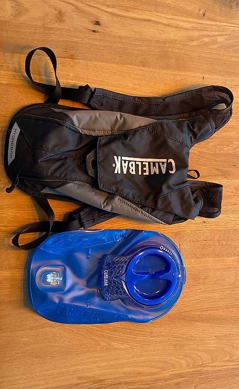 Camelbak Zaini: Camelbak Trinkrucksack 1.5l – Usato da Sursee venduto da Twism
