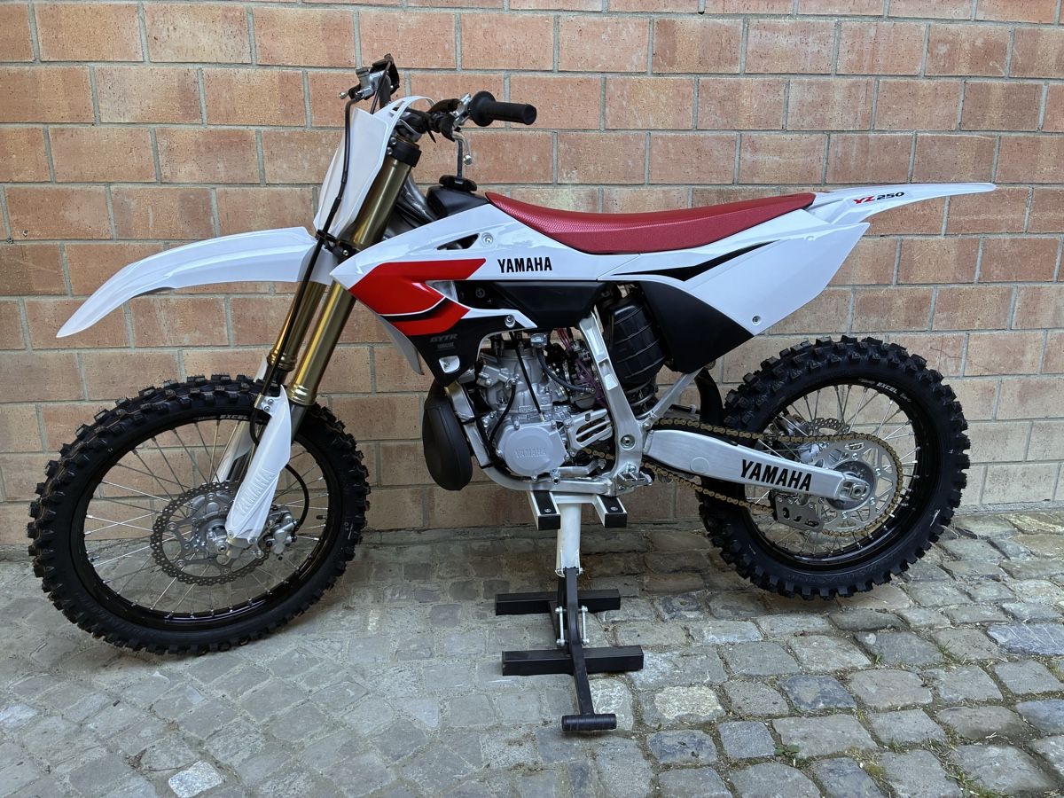 Enduro: Yamaha YZ250LC 2Storks Motocross – Nuovo e nell'imballaggio originale da Schwanden Sigrisw venduto da biroo13 1
