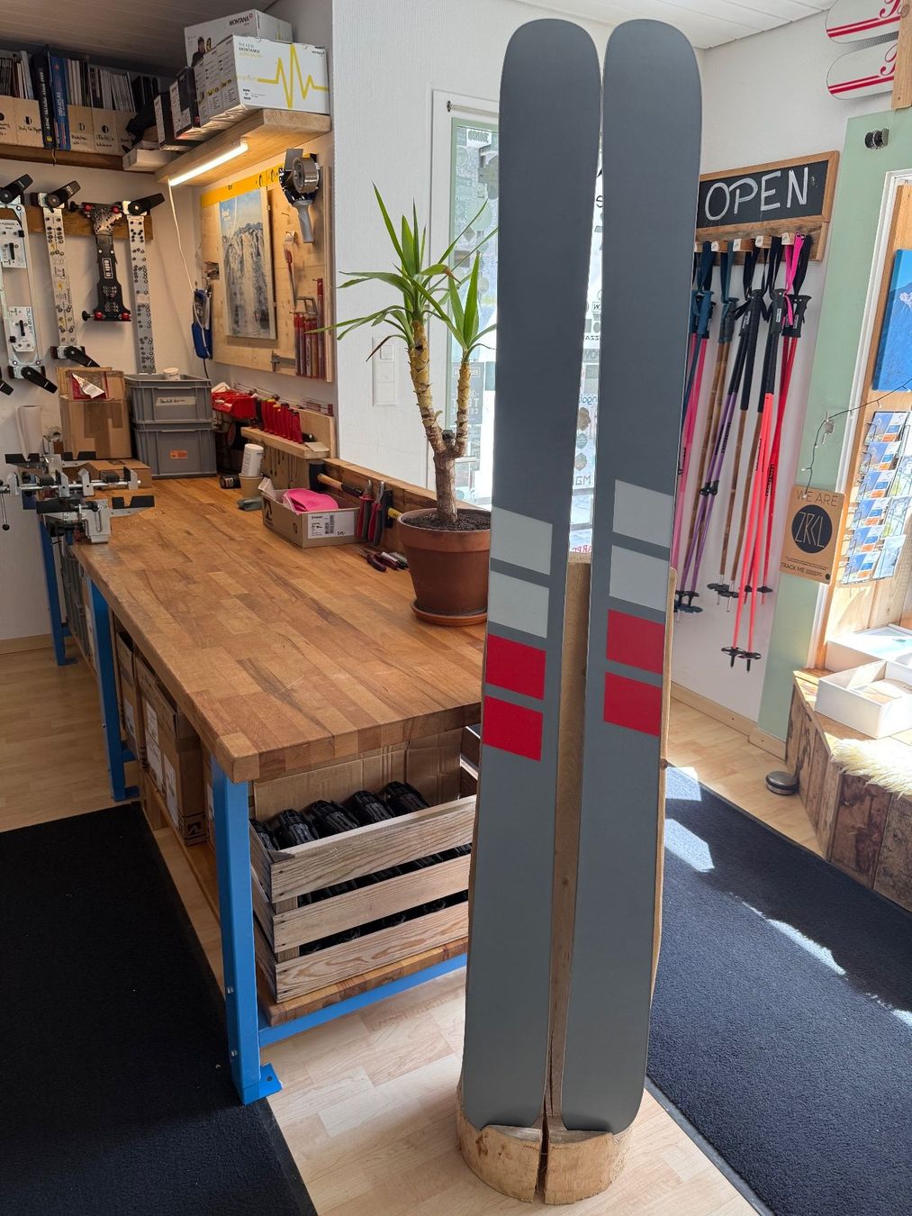 Sci: Candide Skis AK121 184cm – Nuovo e nell'imballaggio originale da Andermatt venduto da Made_In_Andermatt 3