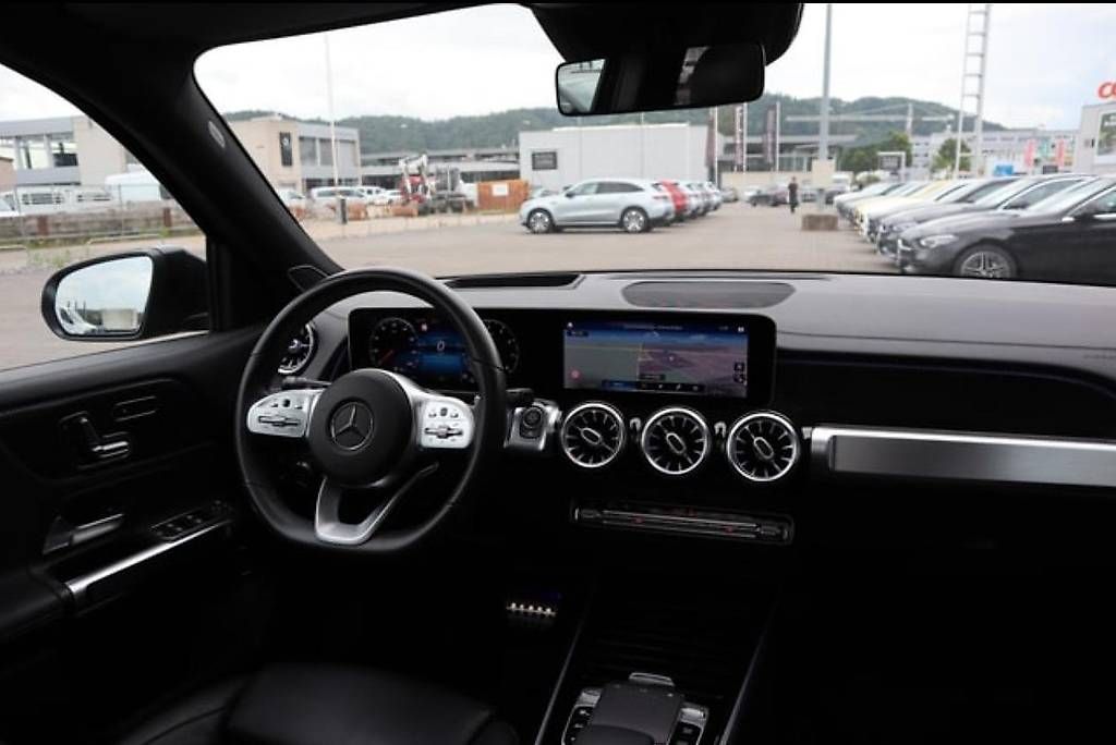 Mercedes-Benz Automobili: GLB 250 4Matic AMG Line 8G-Tronic – Usato da Ecublens VD venduto da Xla 3