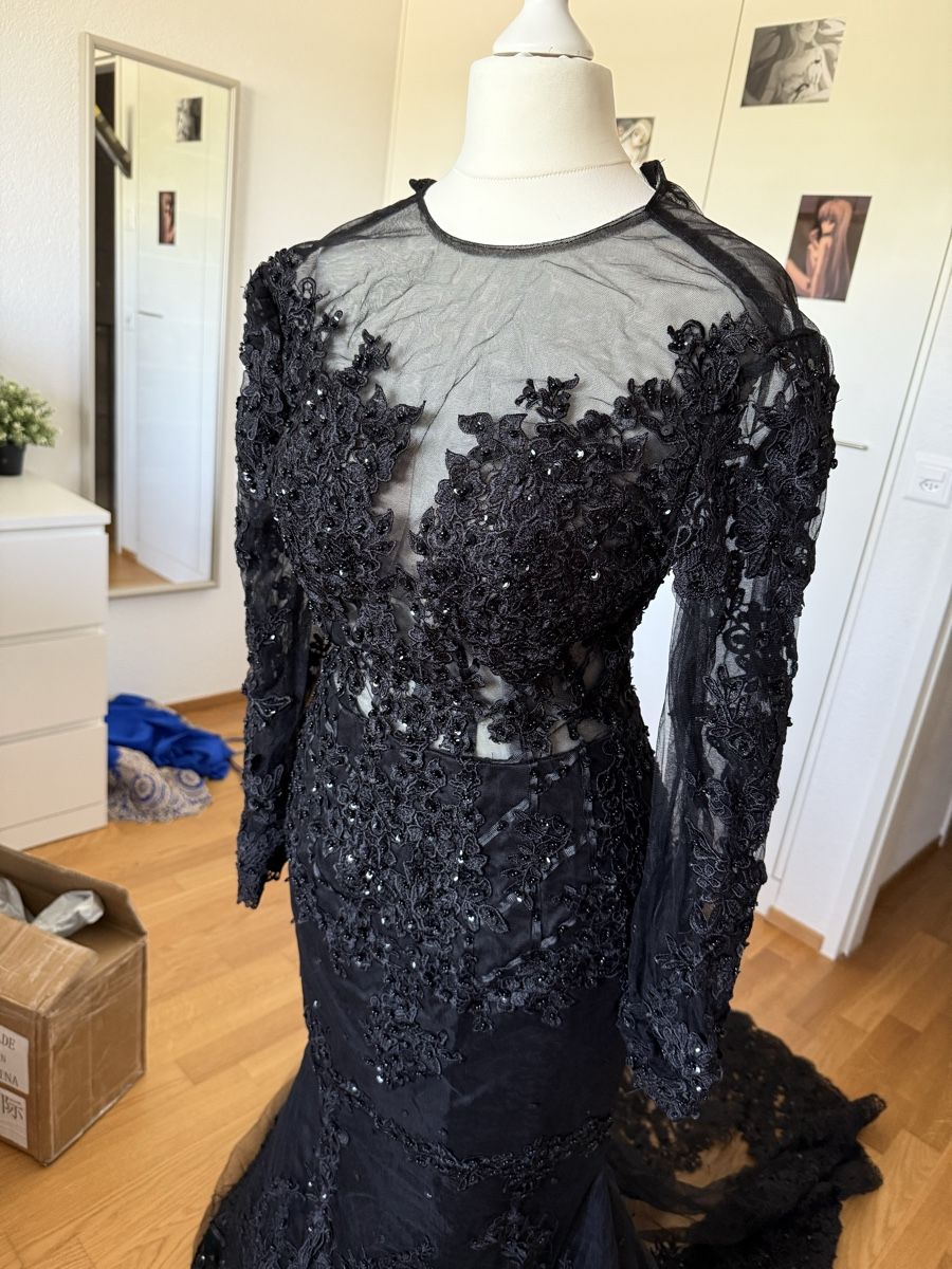 Vestiti: Schwarzes Brautkleid grösse XS – Nuovo (secondo la descrizione) da Langenthal venduto da Linn_Jaeger 8