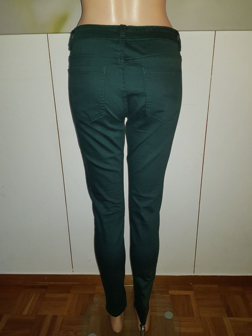 Jeans: Jeans CHICOREE    Taille/Grosse S – Usato da Cossonay-ville venduto da Super-Price-Quality 6