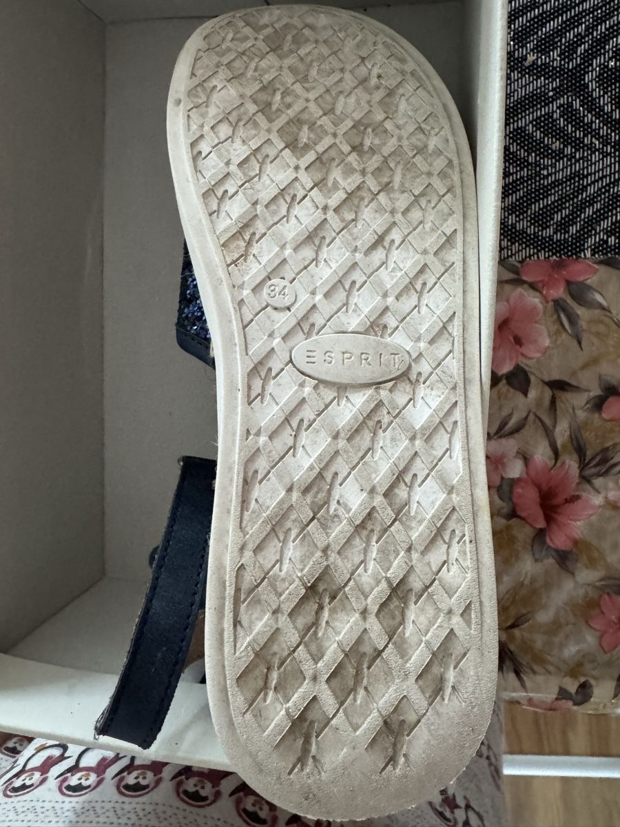 Esprit Scarpe per ragazzi: Espadrilles Esprit dunkelblau Glitzer Grösse 34 – Nuovo (secondo la descrizione) da Reinach BL venduto da shara1 1