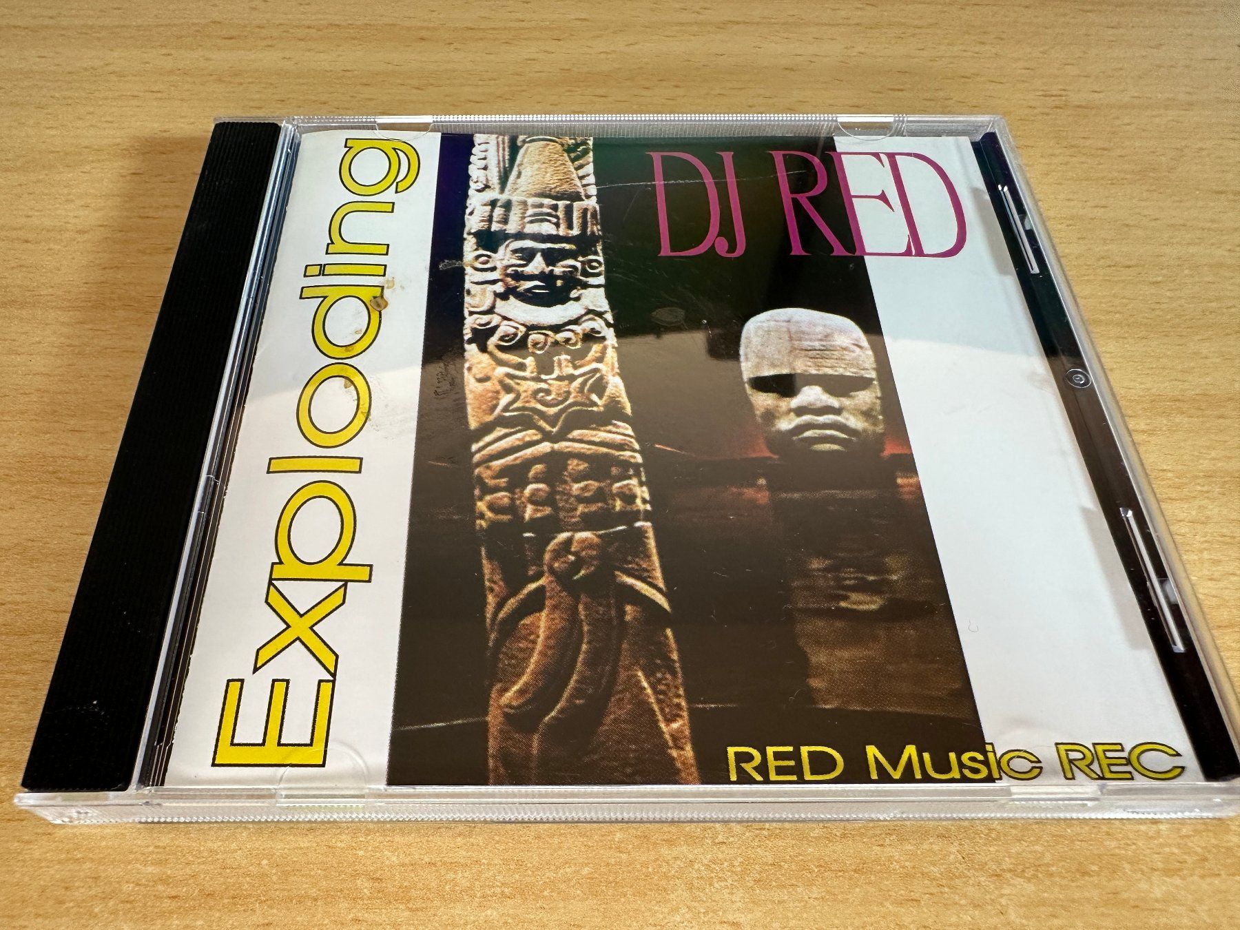 CD: DJ Red – Exploding – Usato da Rikon im Tösstal venduto da Alpenmutz