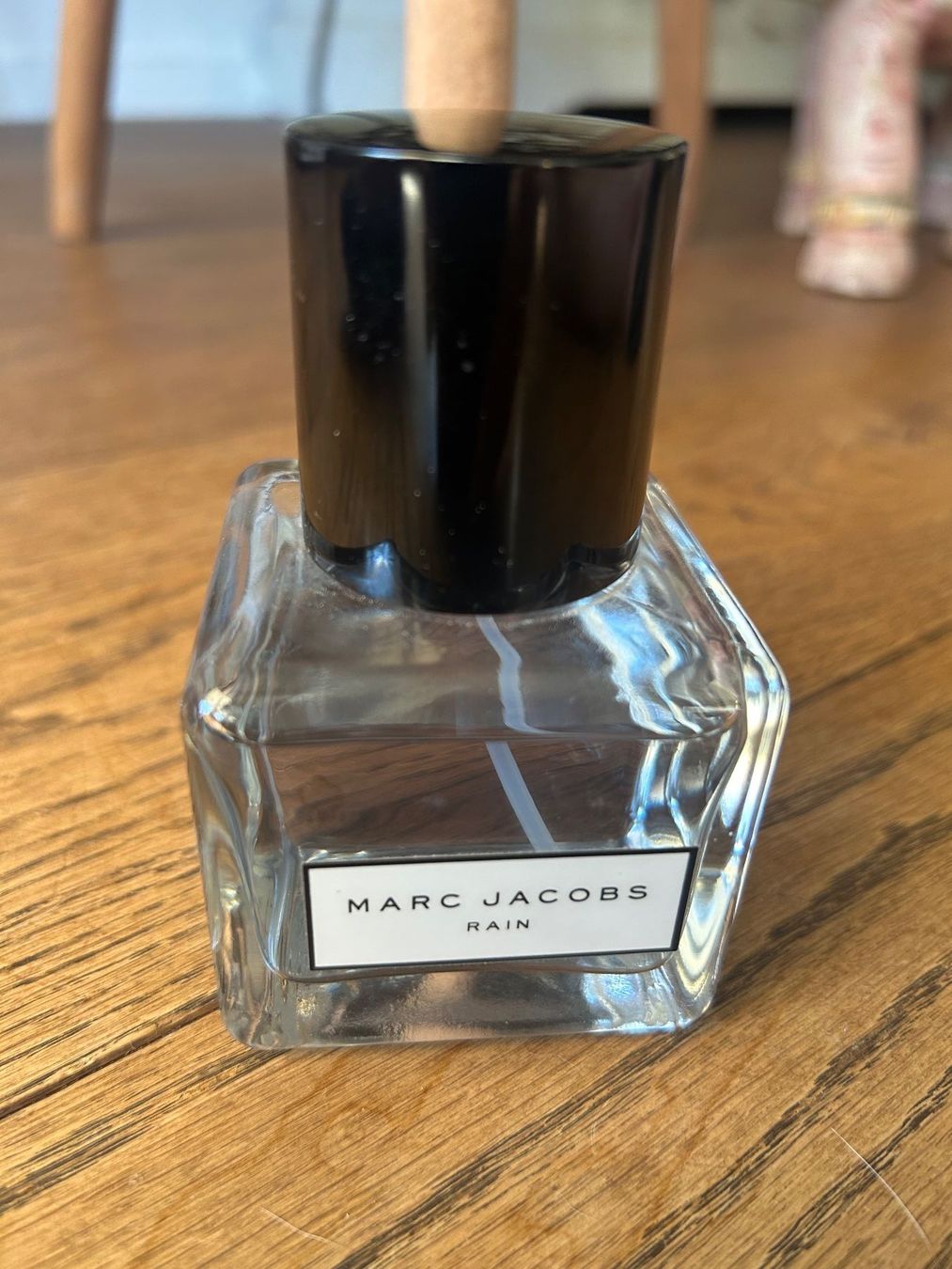 Marc Jacobs Parfum & Eau de Toilette: Marc Jacobs Eau de Toilette Rain – Gebraucht aus Brüttisellen von JJ010