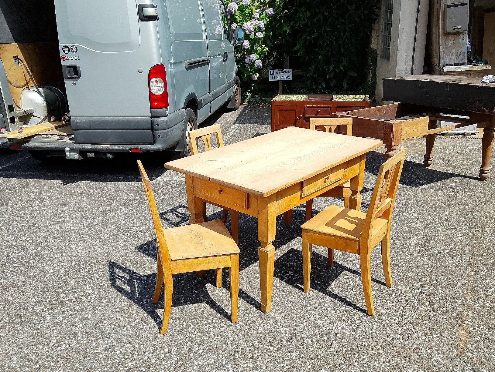 Set di tavolo e panche: set di tavolo e 4 sedie d'epoca – Usato da Lugano venduto da Johnny72 2