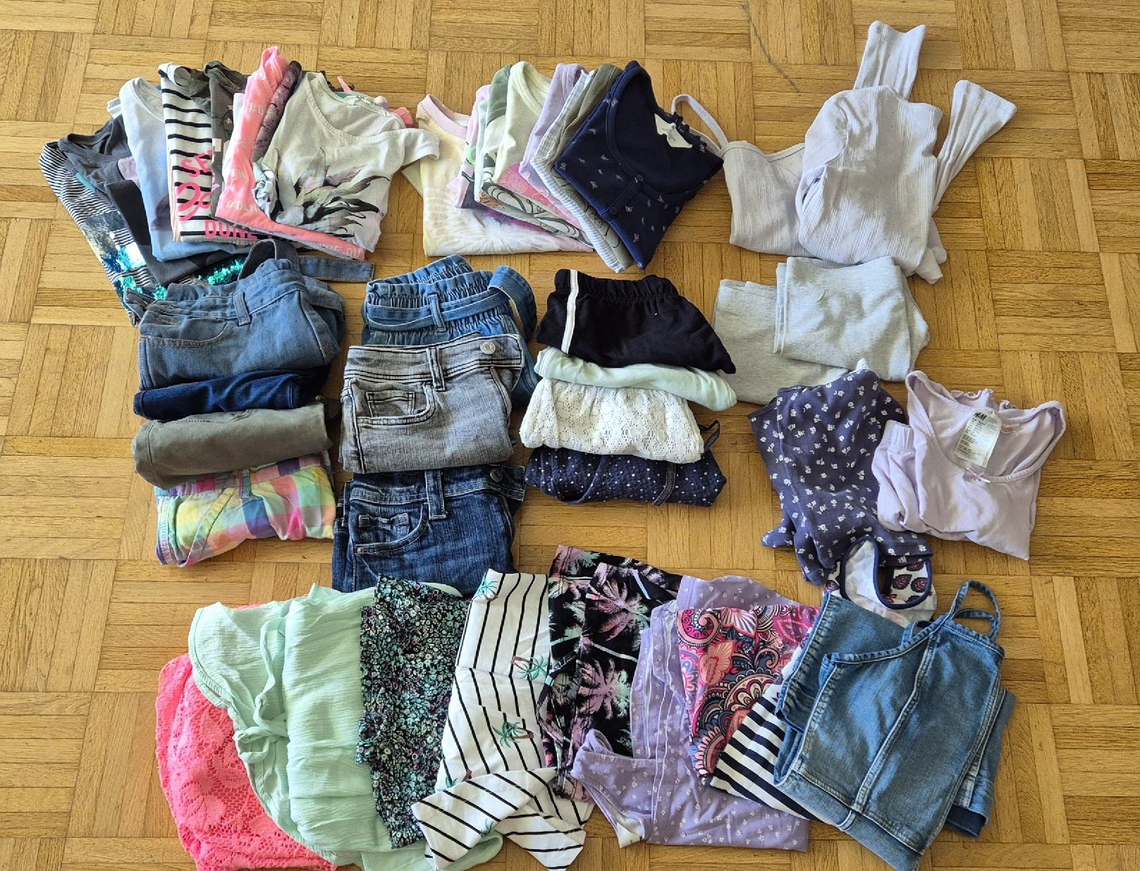 Lotti & Set di vestiti: grosses Kleiderpaket Gr. 146/152 Sommer – Usato da Reinach BL venduto da Trishi