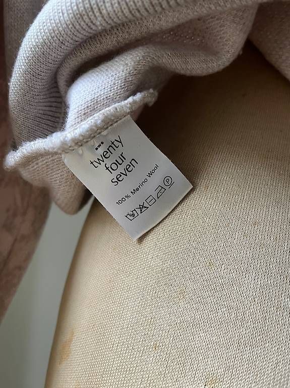 Pullover & Sweatshirts: Pulli Twentyfourseven – Gebraucht aus Luzern von sandy_e 1