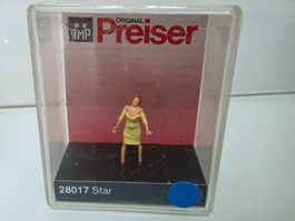 Preiser Figur 28017 Star in Vitrine Massstab 1:87 H0