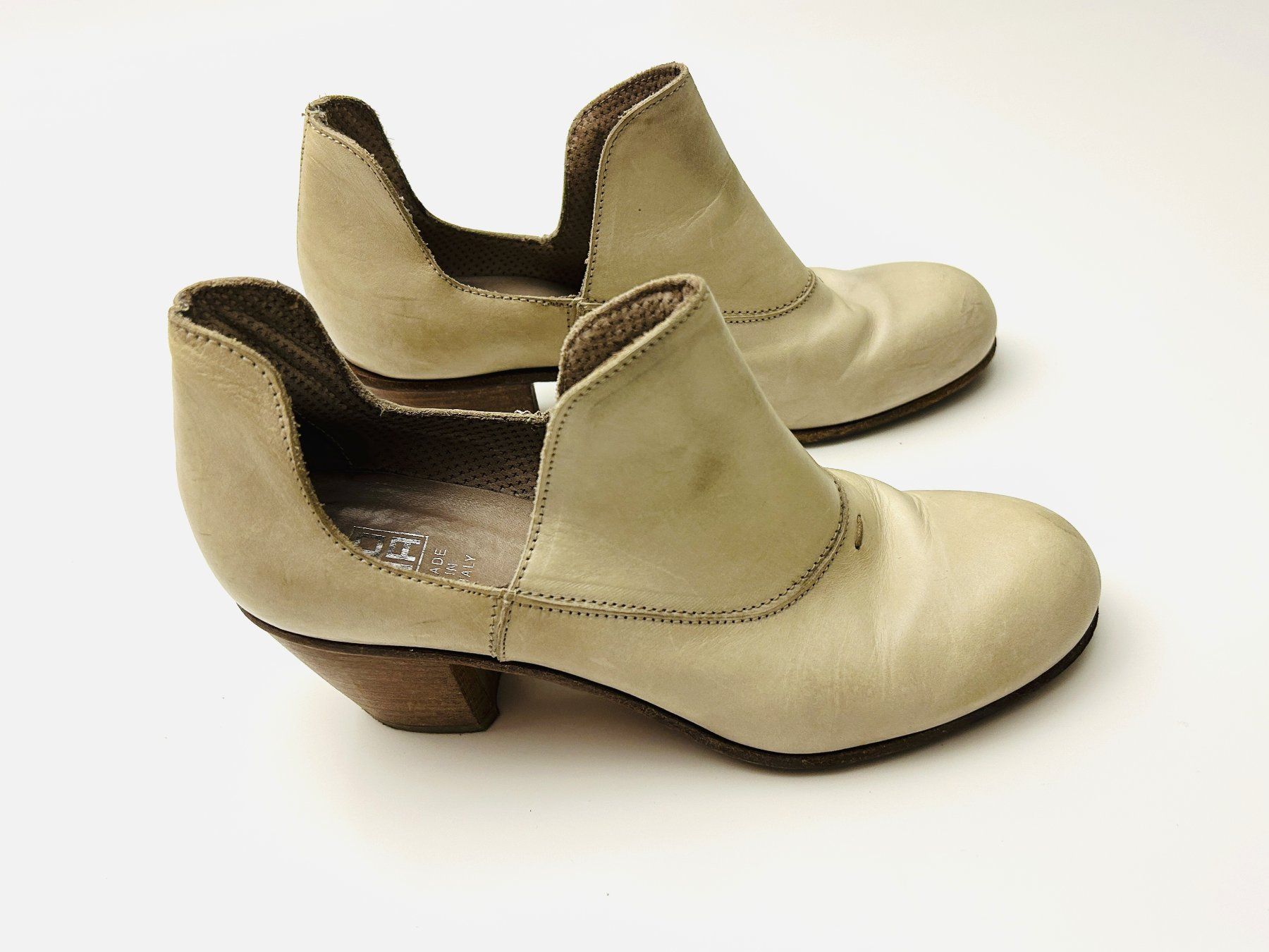 Moma Scarpe da donna: Moma Stiefeletten beige, Gr. 41 – Usato da Minusio venduto da royaldragon 2
