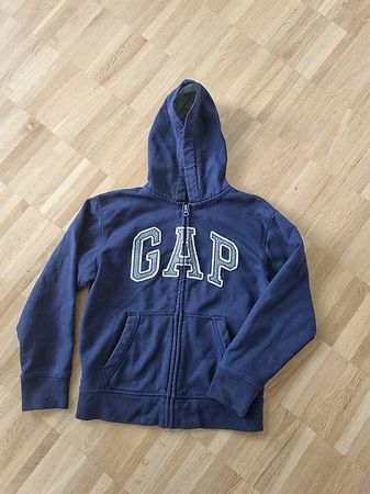 Hoodie / Kapuzenjacke von gap 146