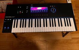 Native Instruments-kontrol s49 mk3 + decksaver