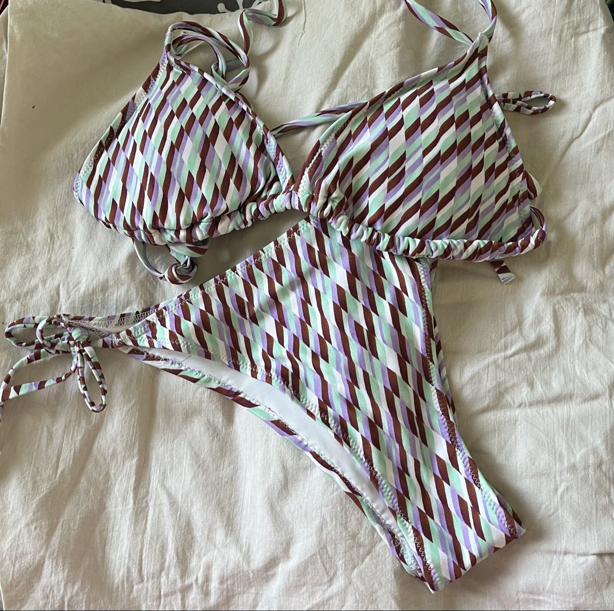 Badekleider & Bikinis: Maillot de bain M 👙 – Gebraucht aus Bramois von cyr_sb8d
