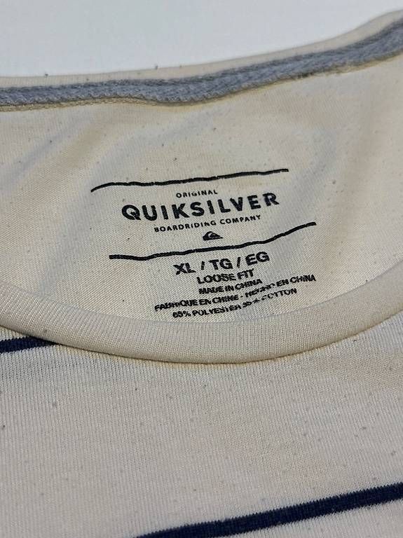Hemden, T-Shirts & Polos: QuickSilver T-Shirt – Gebraucht aus Biel/Bienne von xav_8d66 1