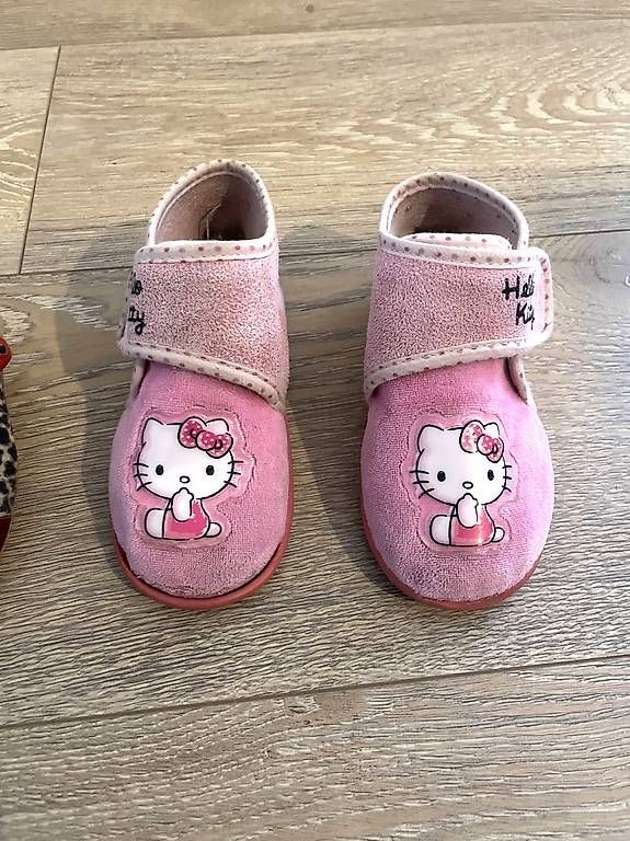 Scarpe per ragazzi: Schuhpaket Gr. 23 - Tigerli – Usato da Deitingen venduto da ALE-3891 2