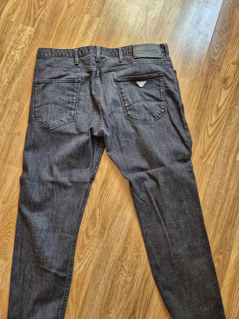 Armani Pantaloni: emporio armani hosen – Usato da adliswil venduto da adelika 1