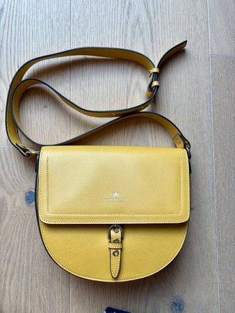 NEU: Italienische Designer Handtasche & Accessoires