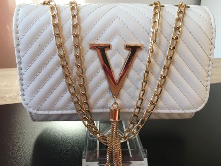 190 brandneue weiße V-Handtasche