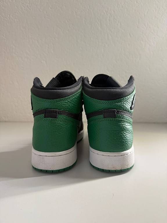 Nike Scarpe da donna: Nike Air Jordan 1 Pine Green – Usato da Heiligkreuz (Mels) venduto da car_rt9w 2
